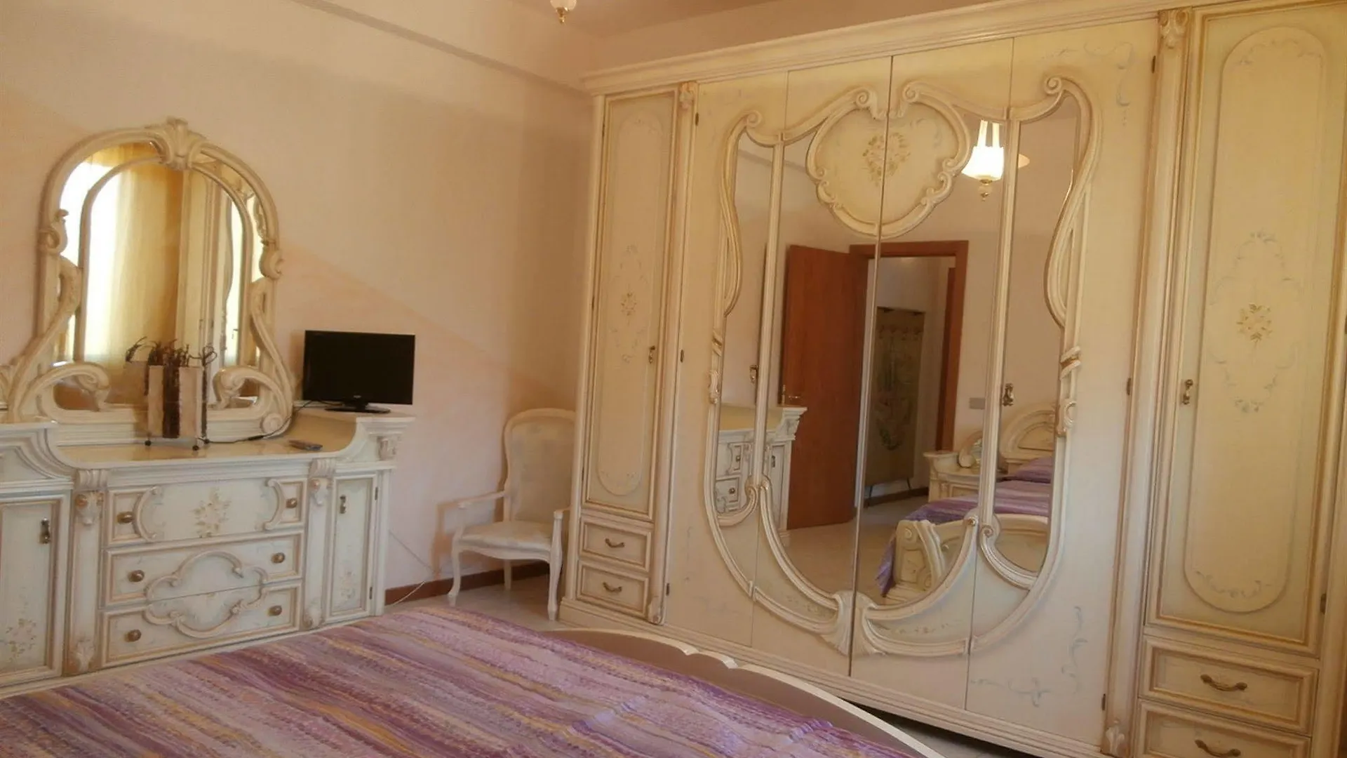 B&B La Pace Casa Vacanze Arezzo 2*,